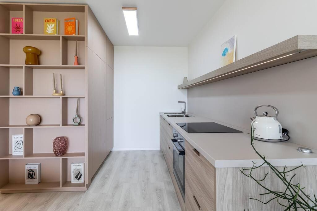 Cozy Apartment Near City Centrum And Bratislava Airport Εξωτερικό φωτογραφία